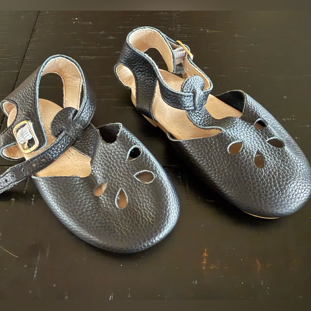 Deer Grace T strap hard sole sandals